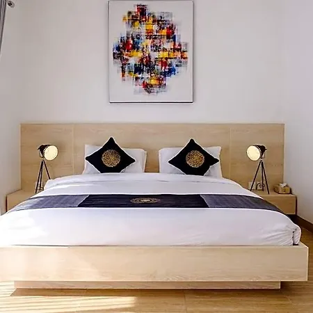 30 Off - Villa 5 Minutes Walk To Echo Beach